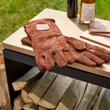 Lade das Bild in den Galerie-Viewer, OFYR Wood Storage Black Dressoir